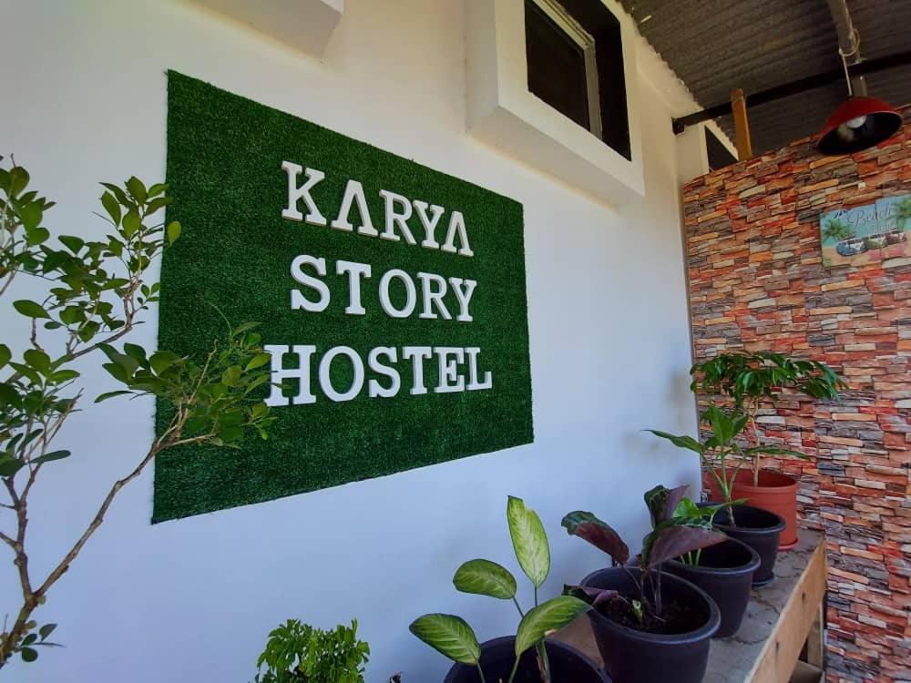 Karya Story Hostel Кудат Экстерьер фото